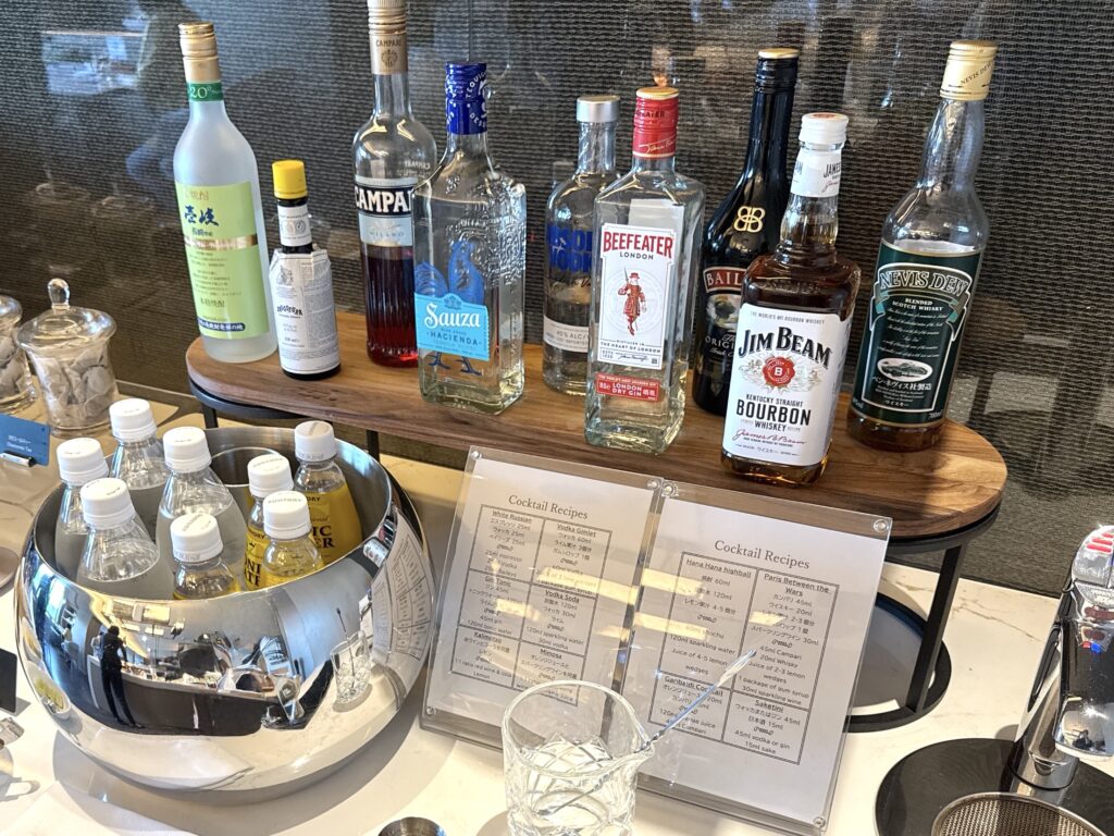 長崎マリオットMクラブラウンジのカクテルタイムのドリンク類(ウイスキー・ジン・ウォッカ・焼酎など)