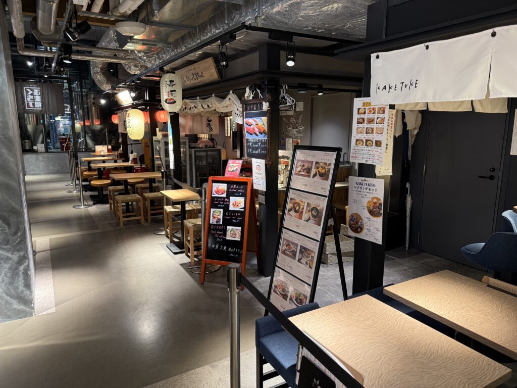 コートヤード・バイ・マリオット福井の1階FUKUMACHI BLOCKのふくまち横丁