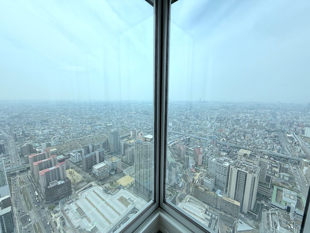 大阪マリオット都ホテルの客室からの景色
