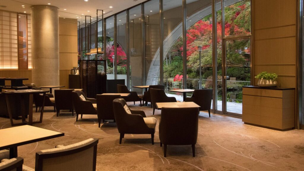 ザ・プリンス京都宝ヶ池オートグラフコレクションのクラブラウンジ内装