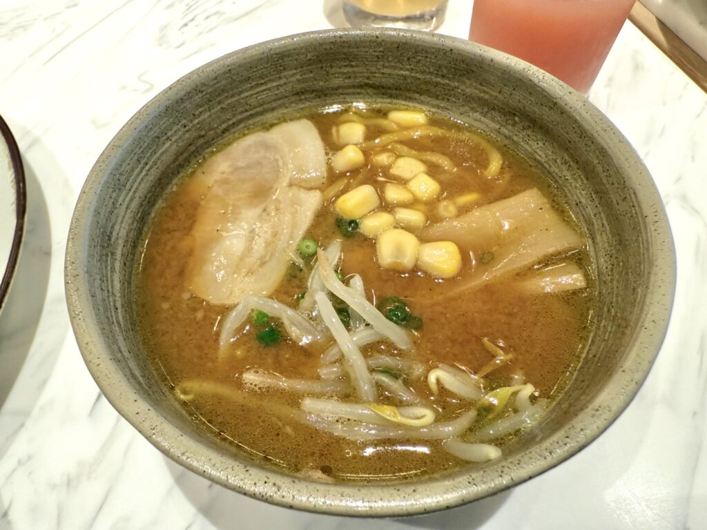 コートヤード・バイ・マリオット札幌のレストラン「サブスタンス」の朝食内容