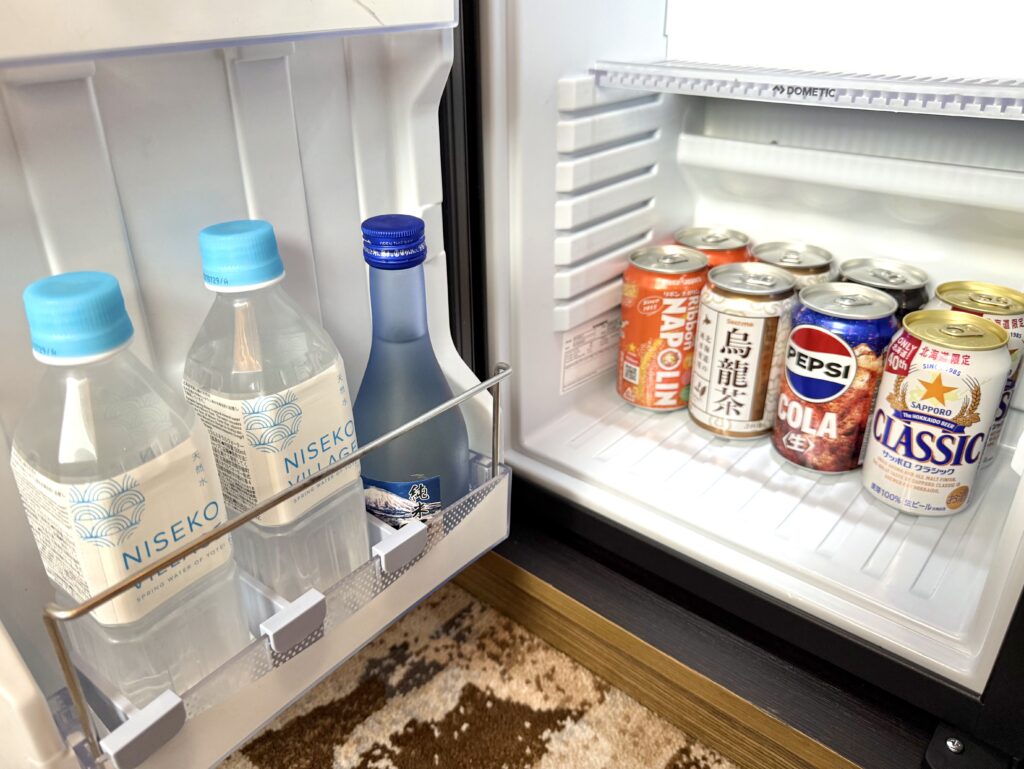 東山ニセコビレッジ・リッツ・カールトン・リザーブの客室のミニバー