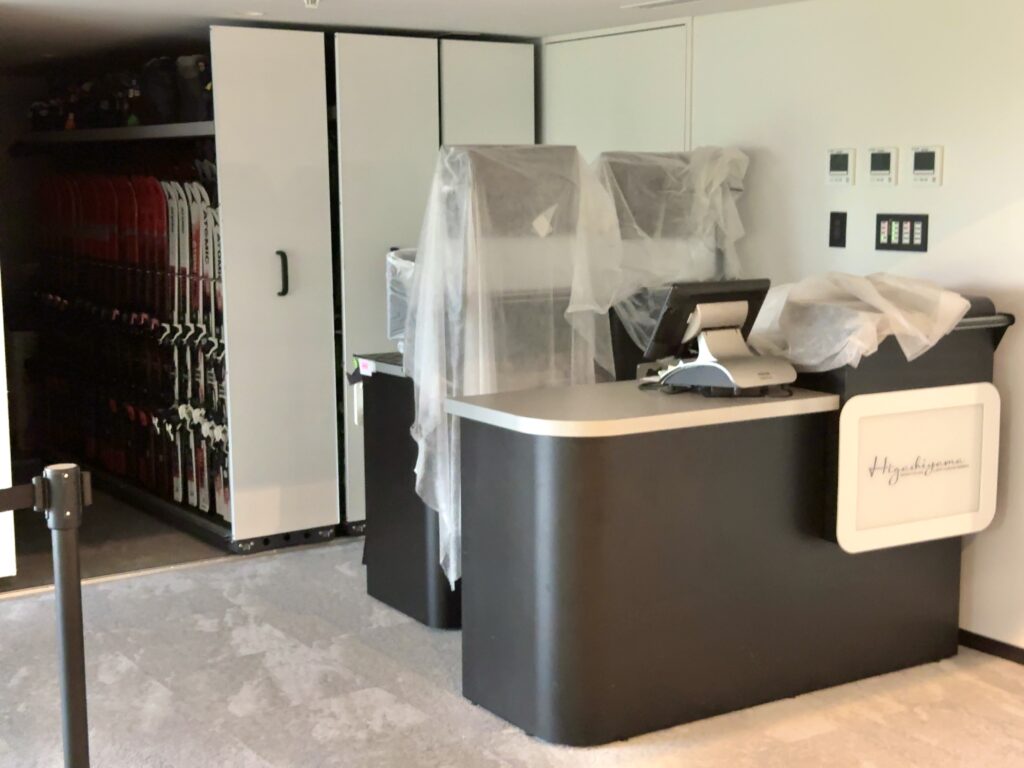 東山ニセコビレッジ・リッツ・カールトン・リザーブのスキー・スノボ用設備