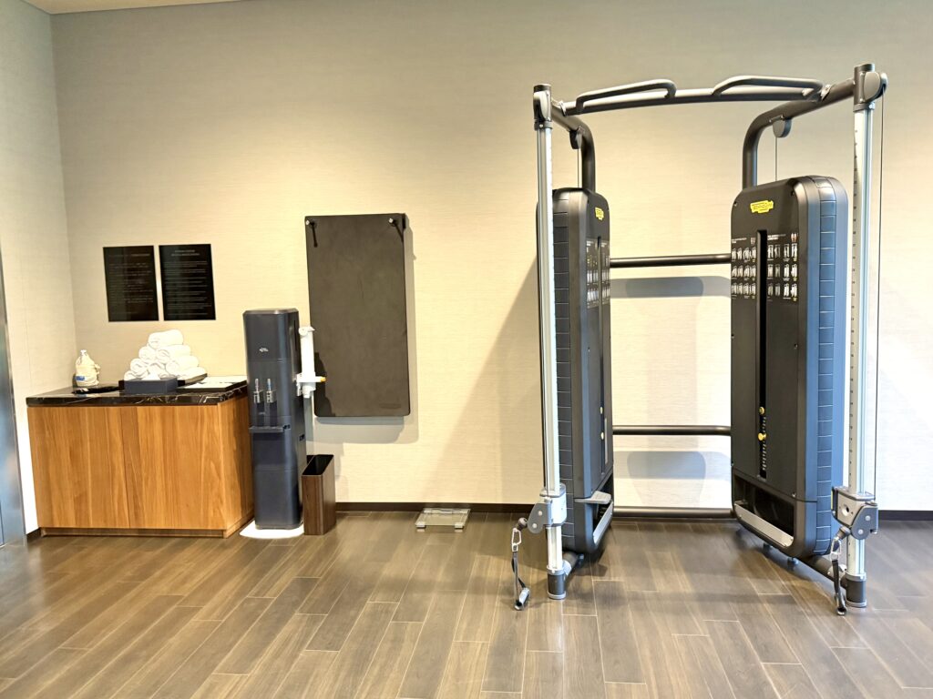 東山ニセコビレッジ・リッツ・カールトン・リザーブのフィットネスジム