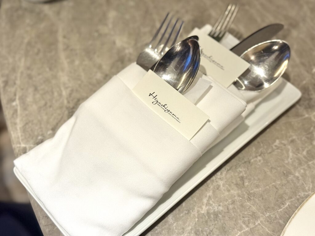 東山ニセコビレッジ・リッツ・カールトン・リザーブのインルームダイニング