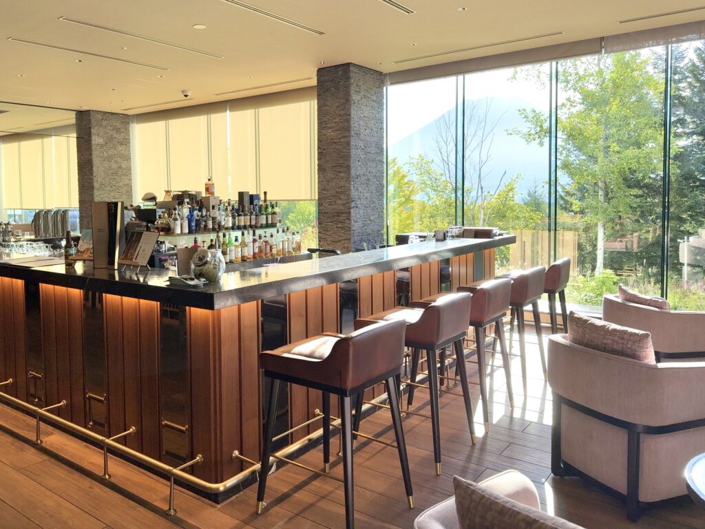 東山ニセコビレッジ・リッツ・カールトン・リザーブのラウンジバー