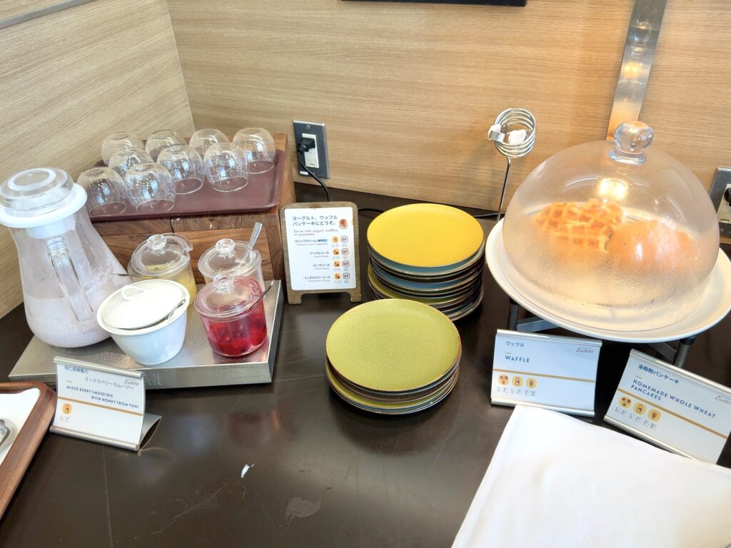 フェアフィールド・バイ・マリオット札幌の朝食レストラン「LUONTO(ルオント)」のパンケーキコーナー