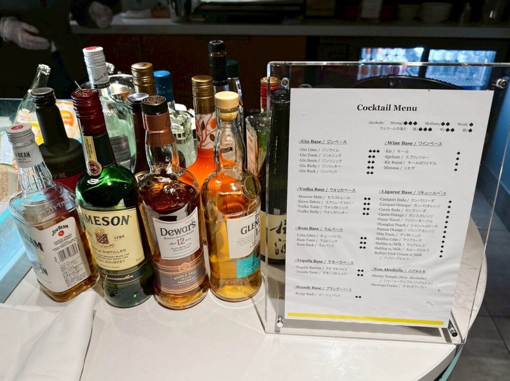 ウェスティン都ホテル京都のクラブラウンジ「ウェスティンクラブ」のカクテルタイムの提供内容