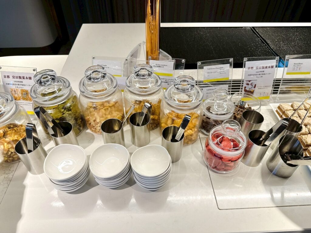 ウェスティン都ホテル京都のクラブラウンジ「ウェスティンクラブ」のティータイムの提供内容