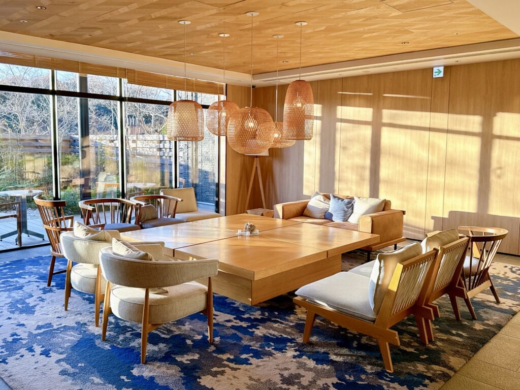 フェアフィールド・バイ・マリオット岐阜清流里山公園のロビーラウンジ