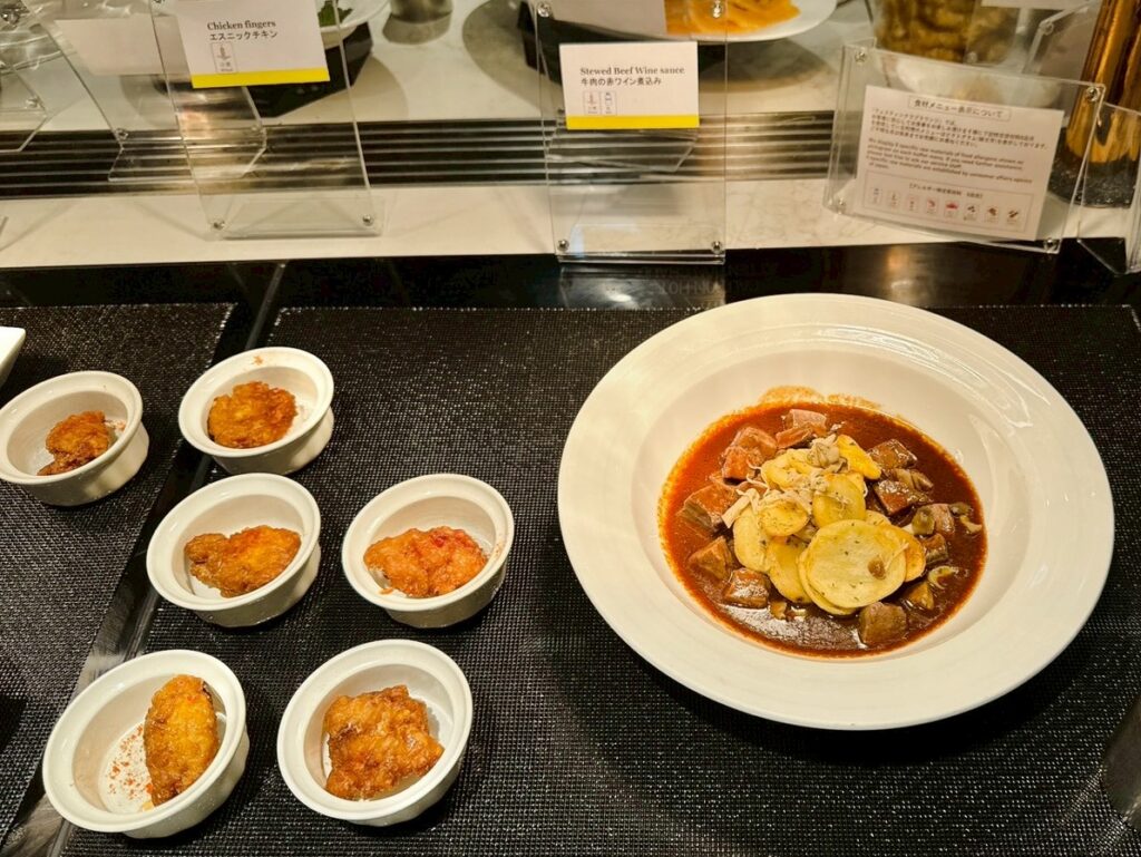 ウェスティン都ホテル京都のクラブラウンジ「ウェスティンクラブ」のカクテルタイムの提供内容