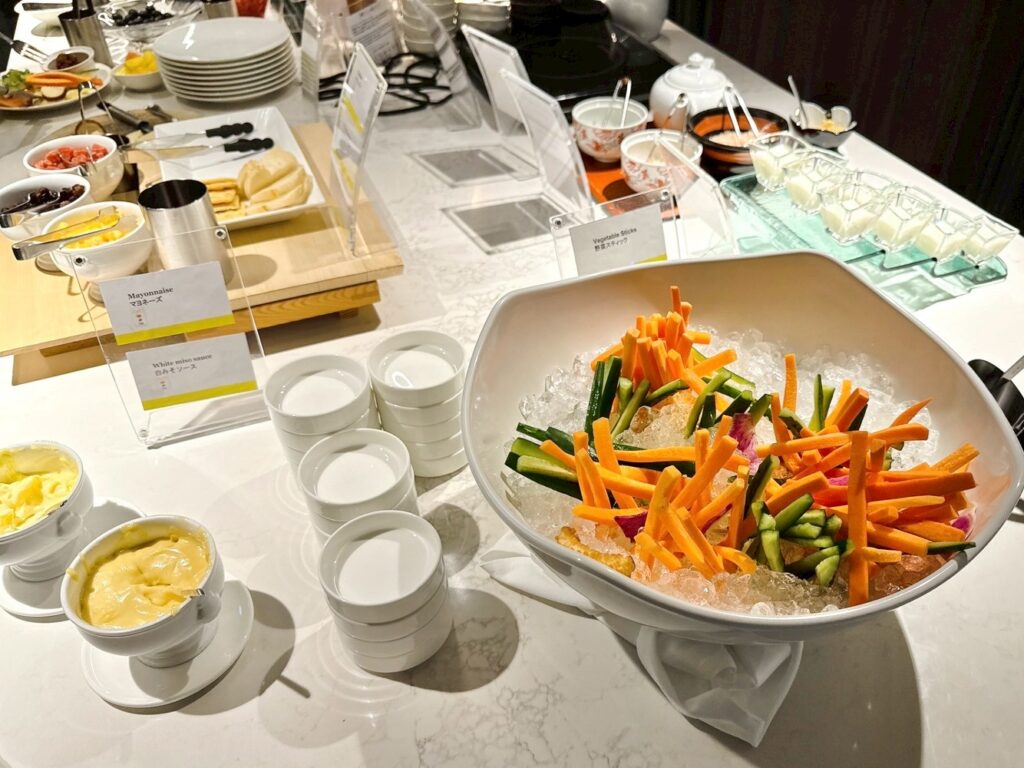 ウェスティン都ホテル京都のクラブラウンジ「ウェスティンクラブ」のイブニングカクテルの提供内容