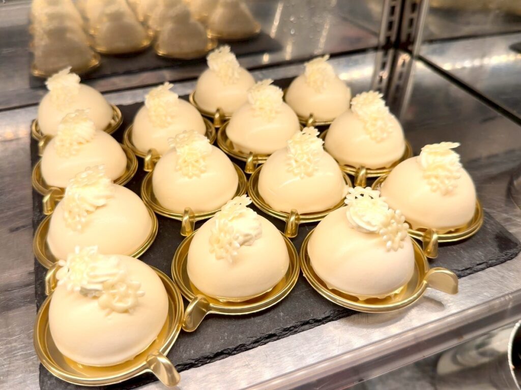 シェラトン都ホテル大阪のクラブラウンジのカクテルタイムの提供内容