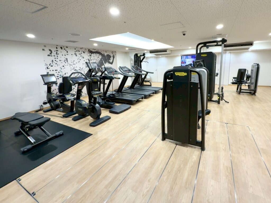シェラトン都ホテル大阪のフィットネスジム