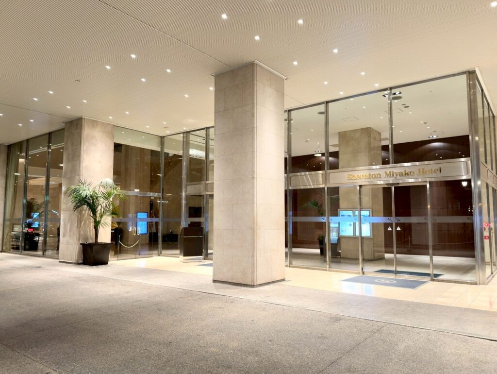 シェラトン都ホテル大阪のロータリー