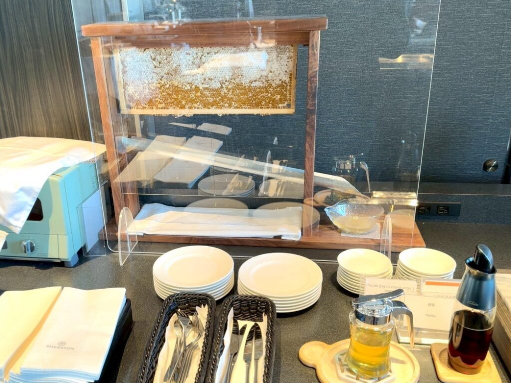 シェラトン都ホテル大阪のクラブラウンジのティータイムの提供内容