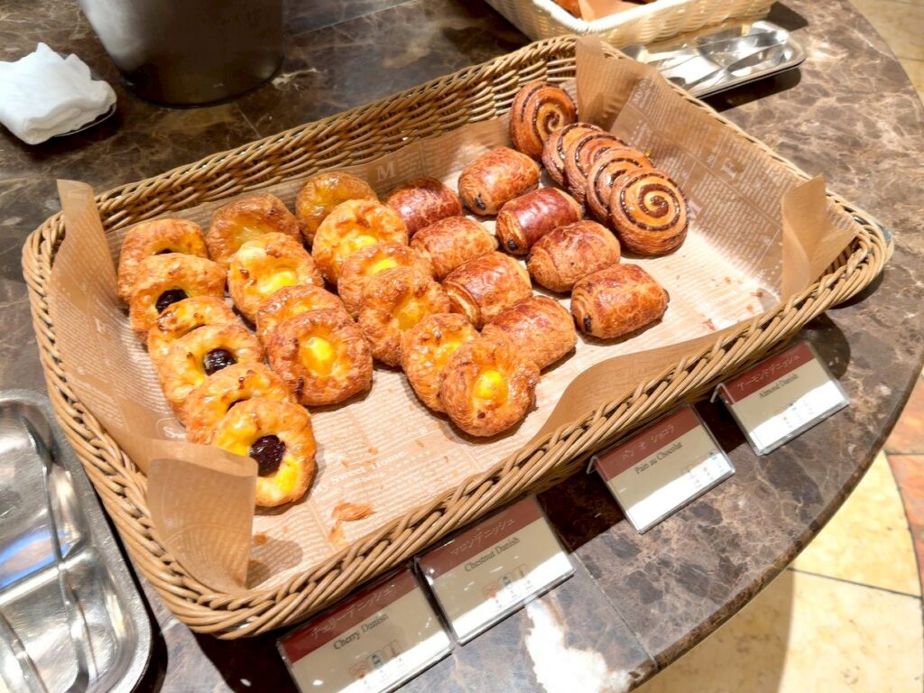 シェラトン都ホテル大阪の朝食レストラン「eu（ゆう）」のメニュー