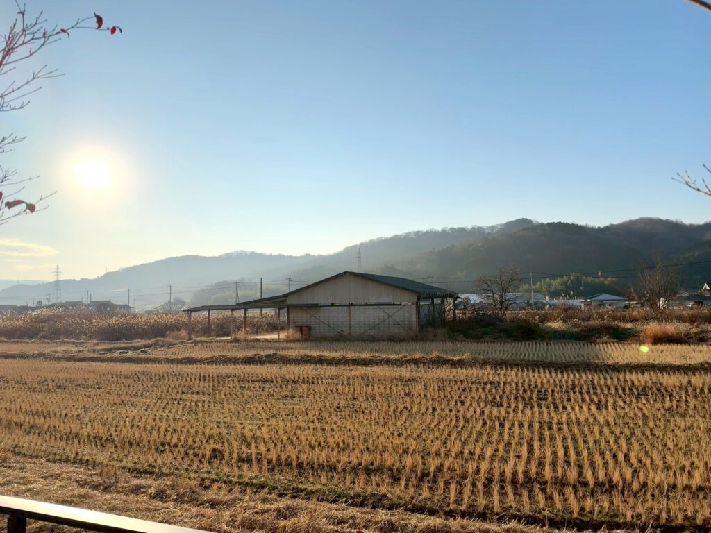 フェアフィールド・バイ・マリオット岡山津山のロビーラウンジのテラスからの景色