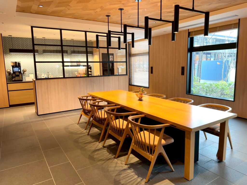 フェアフィールド・バイ・マリオット奈良天理山の辺の道のロビーラウンジ