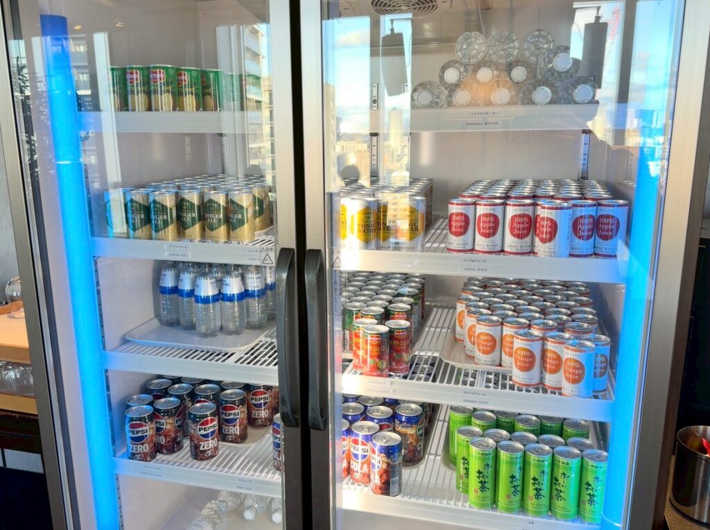 シェラトン都ホテル大阪のクラブラウンジのティータイムの提供内容