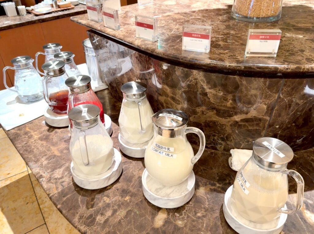 シェラトン都ホテル大阪の朝食レストラン「eu（ゆう）」のメニュー