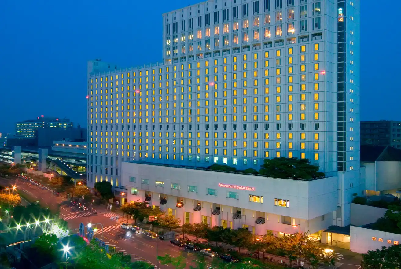 シェラトン都ホテル大阪の外観