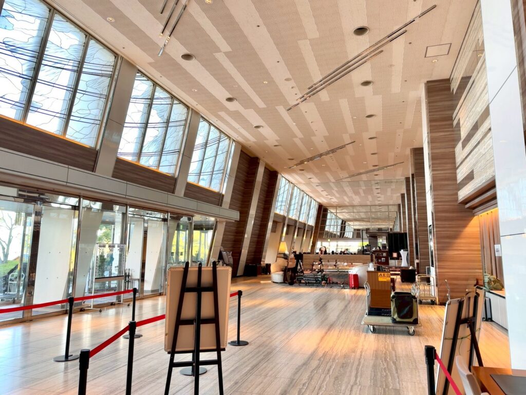 琵琶湖マリオットホテルのロビー