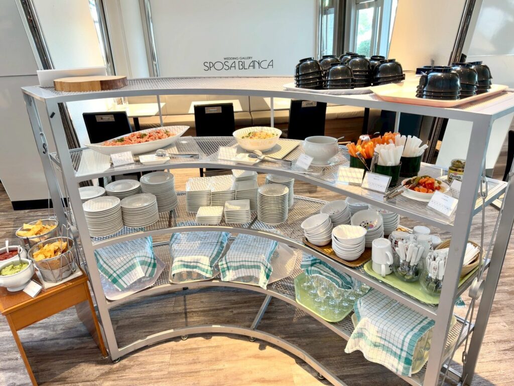 琵琶湖マリオットホテルのクラブラウンジのカクテルタイムの提供内容